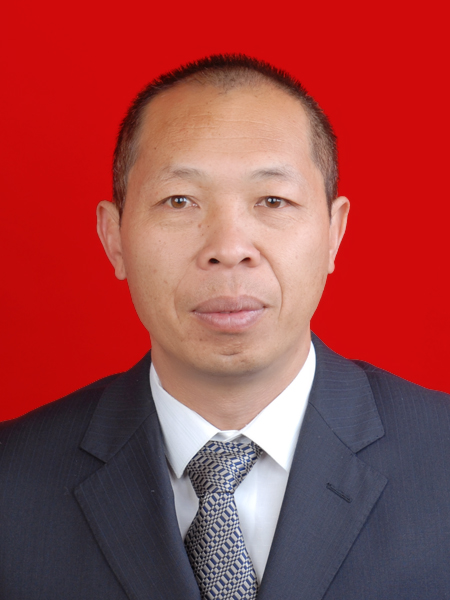 晋崇奇证件照.jpg
