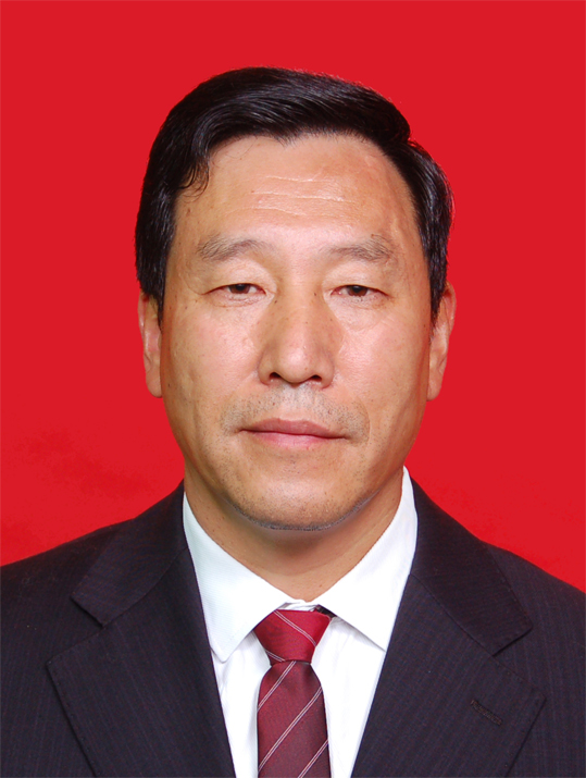 耿家盛证件照.jpg
