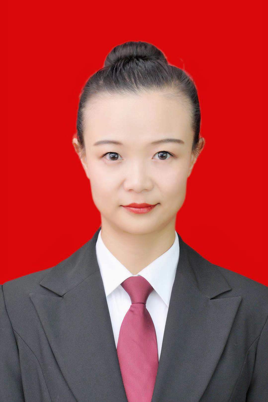 证件照(邓玉婷).jpg