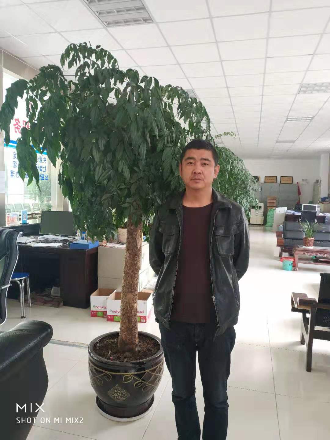 生活照(余宏波).jpg